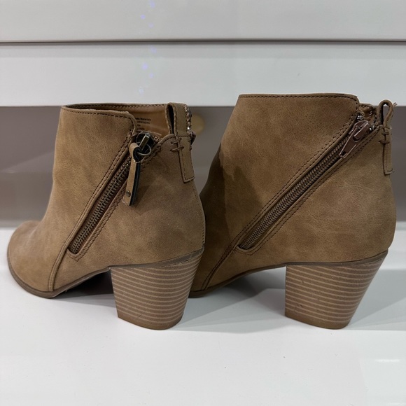 Express booties - Picture 3 of 5